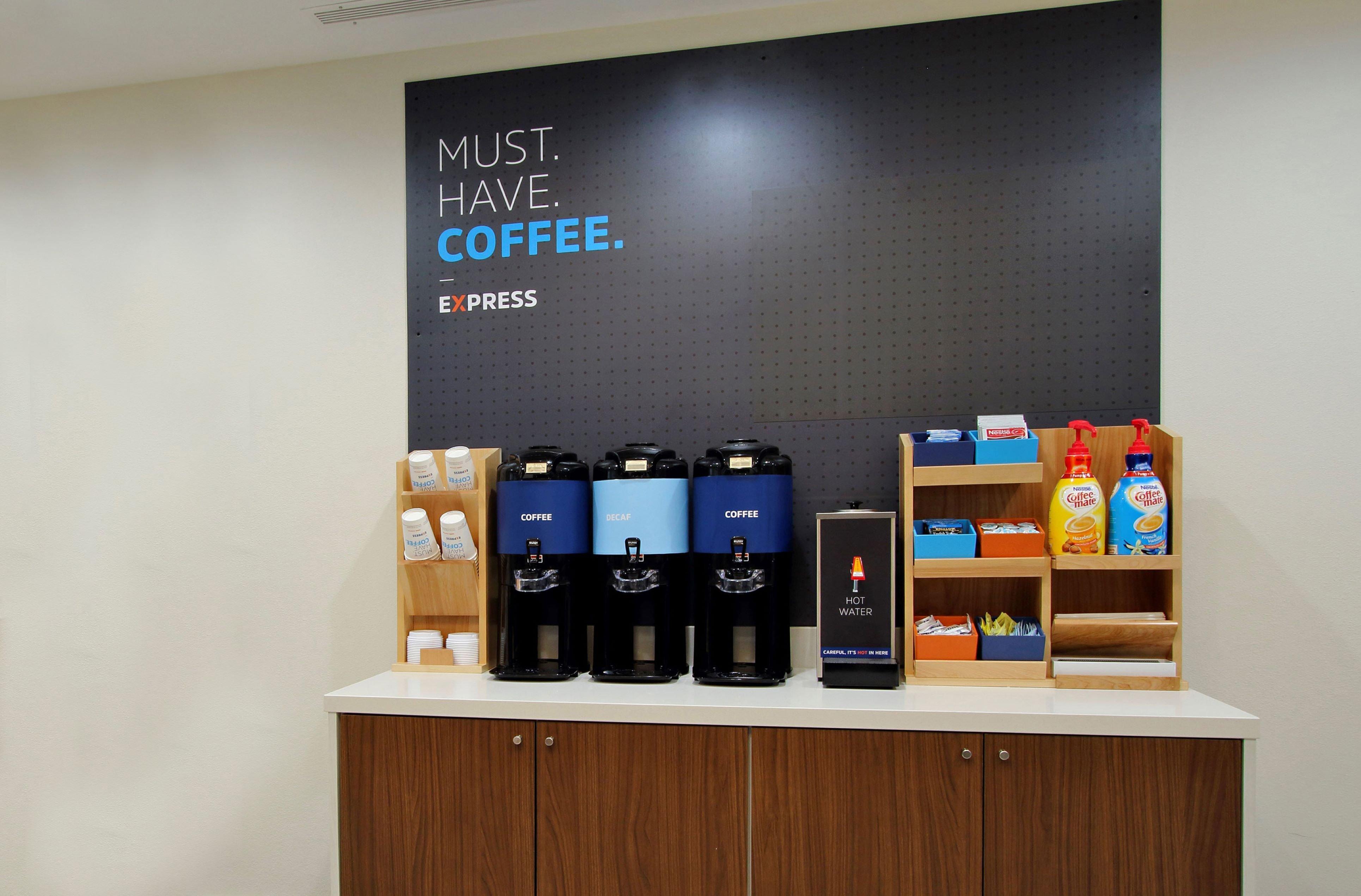Holiday Inn Express Hotel & Suites Birmingham - Inverness 280 By Ihg Exteriör bild