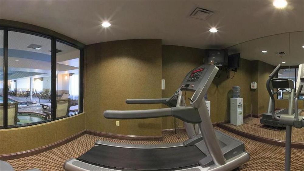 Holiday Inn Express Hotel & Suites Birmingham - Inverness 280 By Ihg Exteriör bild